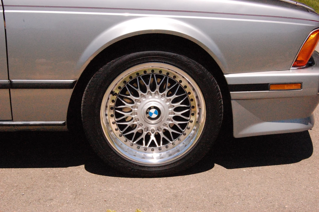 1988 BMW E24 6 Series - Image 28 of 31