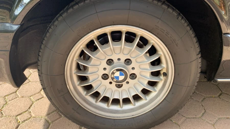 1988 BMW E24 6 Series - Image 11 of 12