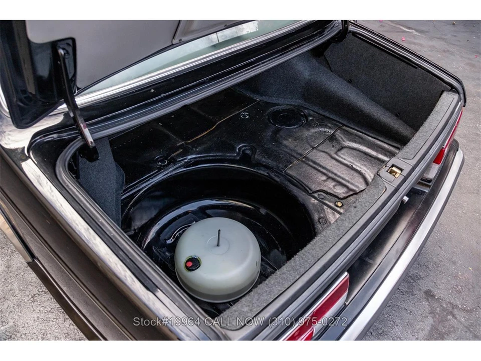 1988 BMW E24 6 Series - Image 30 of 31
