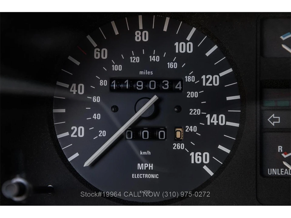 1988 BMW E24 6 Series - Image 19 of 31