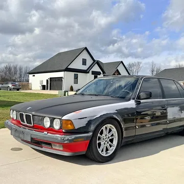1988 BMW 7 Series 735iL Sedan 4D