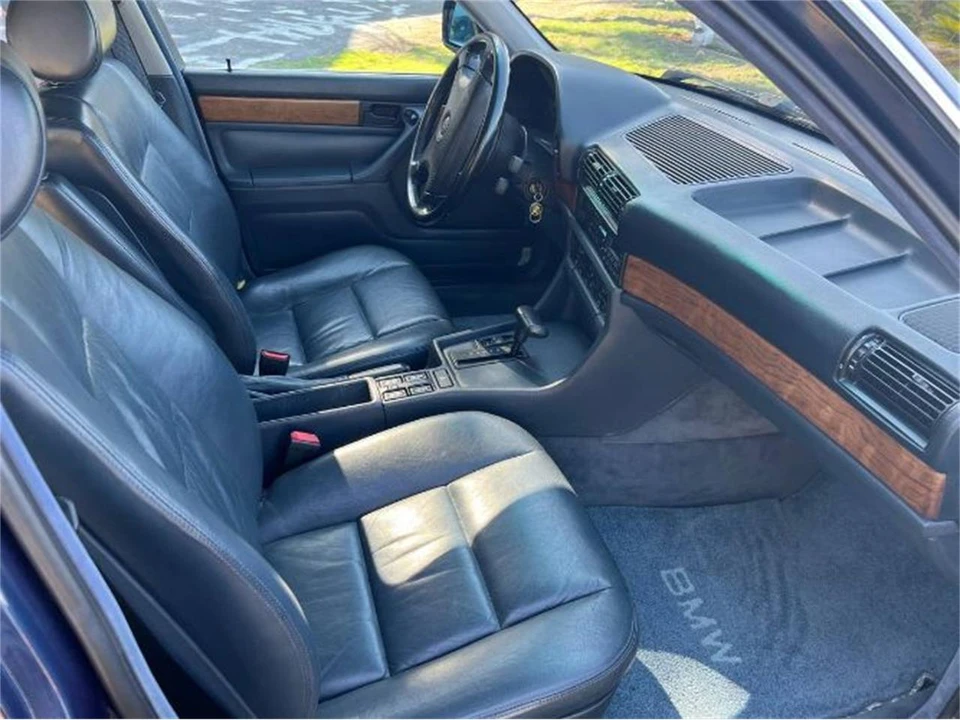 1988 BMW E32 7 Series - Image 4 of 13