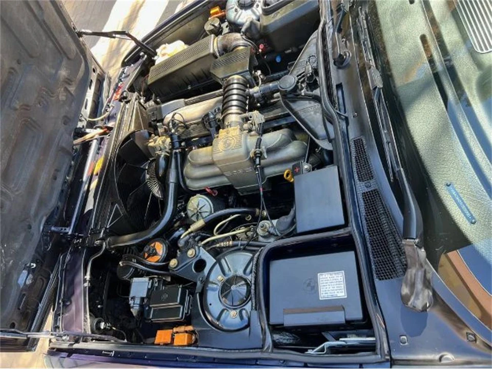 1988 BMW E32 7 Series - Image 7 of 13