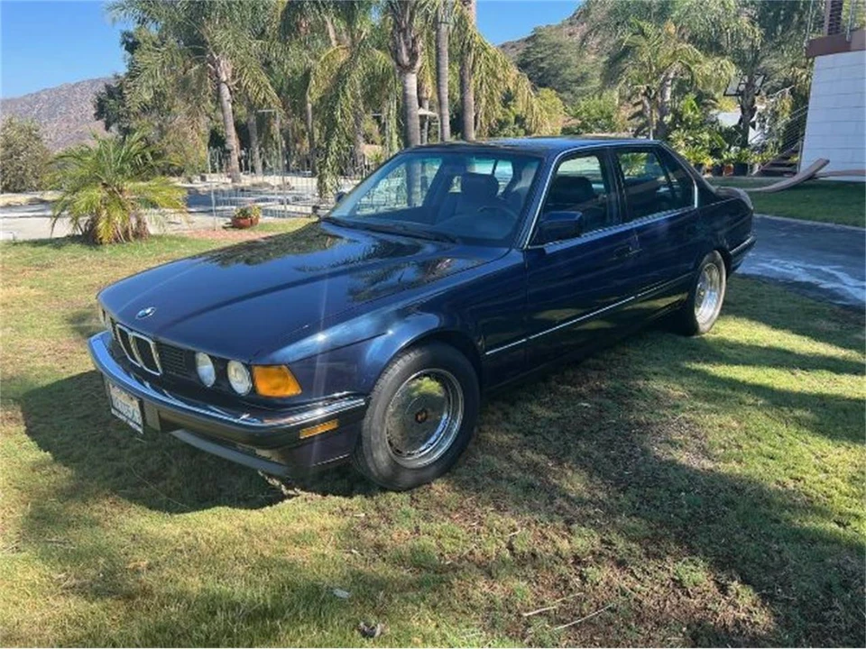 1988 BMW E32 7 Series - Image 10 of 13