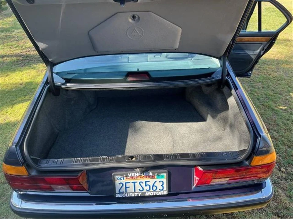 1988 BMW E32 7 Series - Image 11 of 13