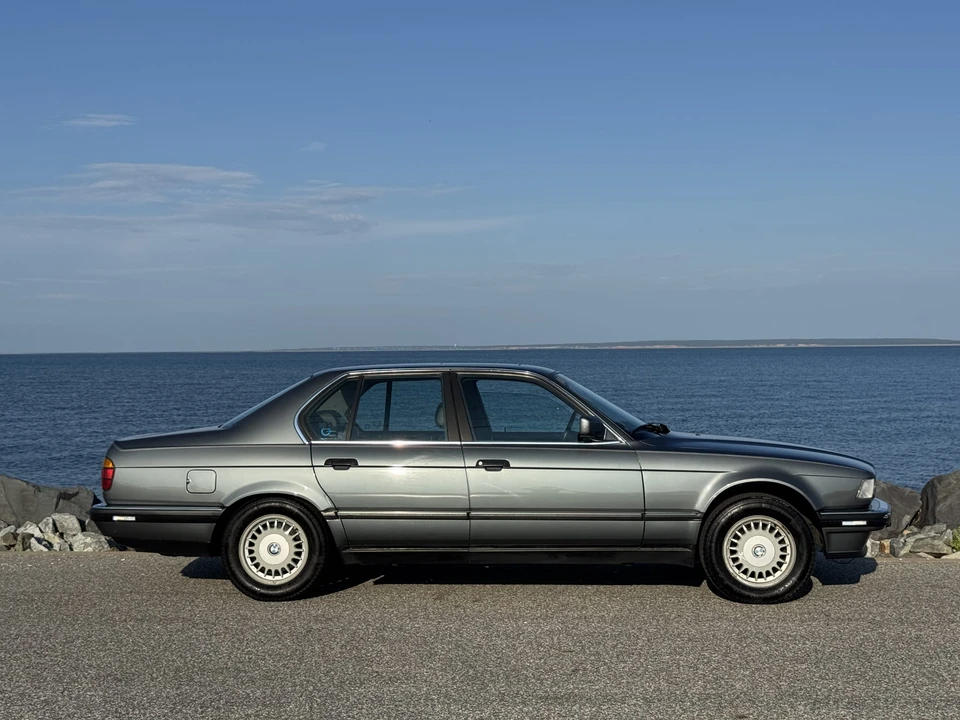 1988 BMW E32 7 Series - Image 23 of 31