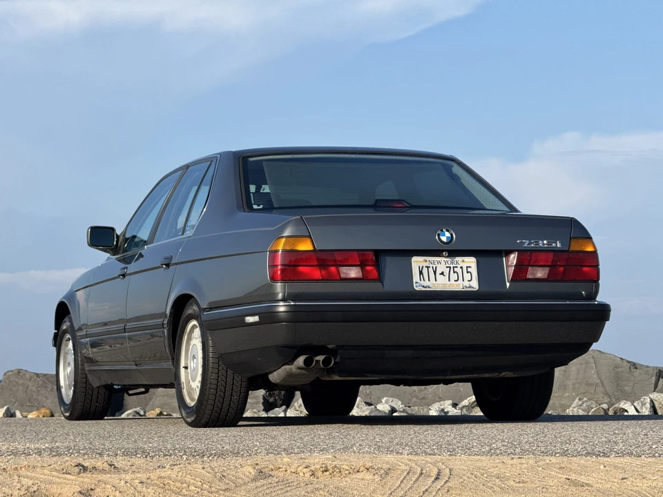1988 BMW E32 7 Series - Image 9 of 31