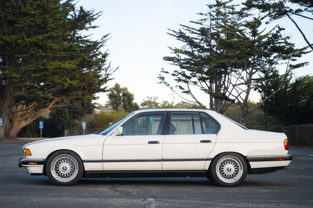 1988 BMW E32 7 Series - Image 3 of 31
