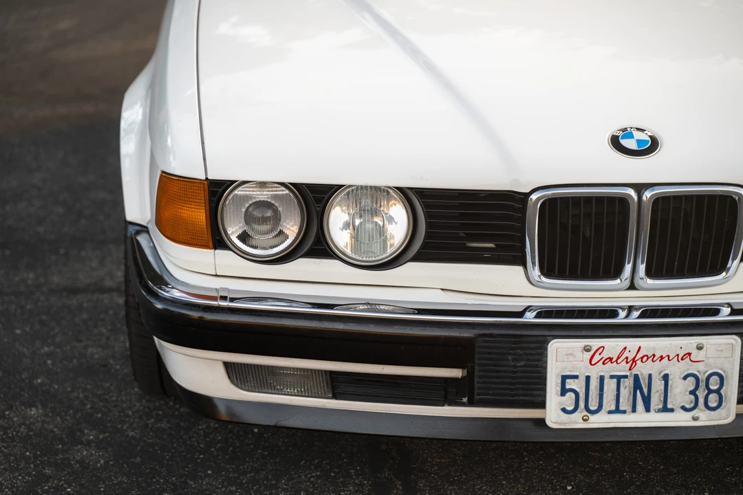 1988 BMW E32 7 Series - Image 13 of 31