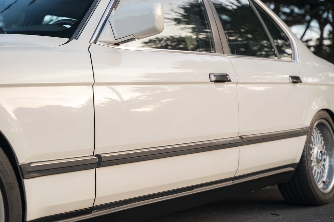 1988 BMW E32 7 Series - Image 17 of 31