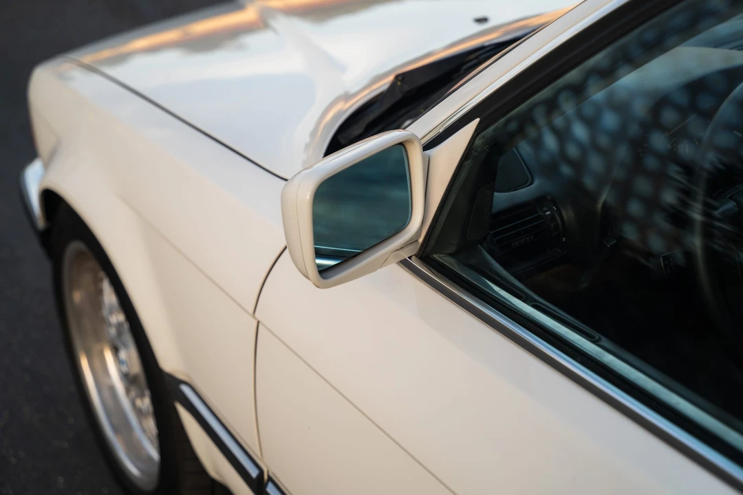 1988 BMW E32 7 Series - Image 18 of 31