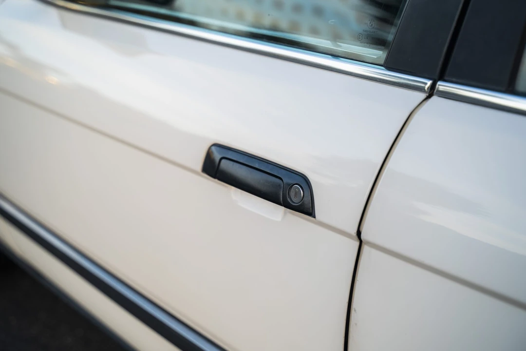 1988 BMW E32 7 Series - Image 20 of 31