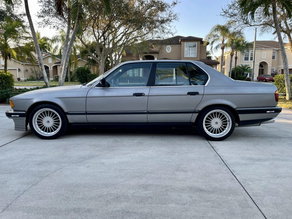 1988 BMW E32 7 Series - Image 6 of 31