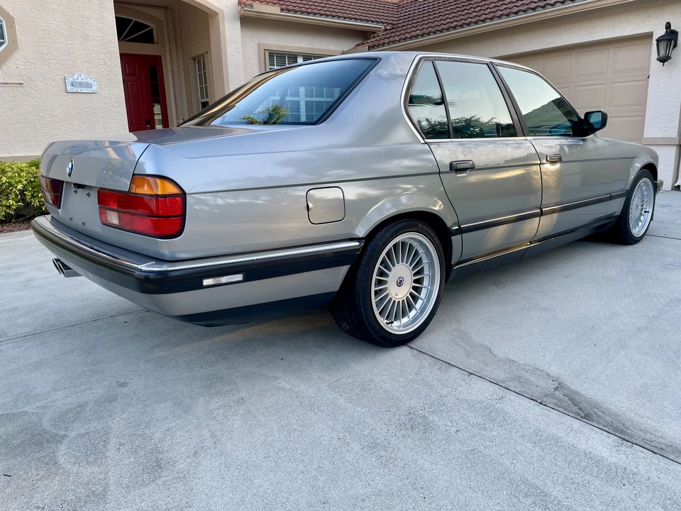 1988 BMW E32 7 Series - Image 16 of 31