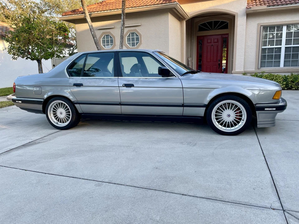 1988 BMW E32 7 Series - Image 22 of 31