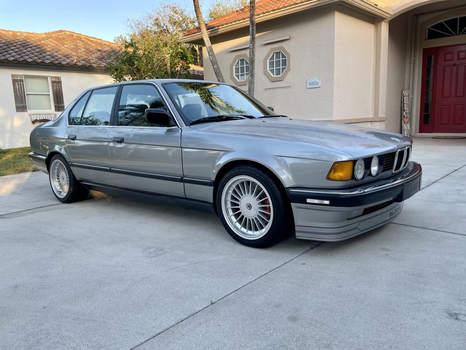 1988 BMW E32 7 Series - Image 24 of 31