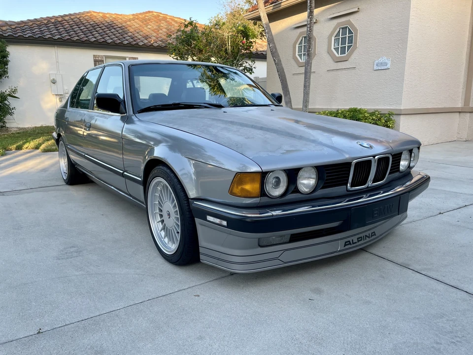 1988 BMW E32 7 Series - Image 27 of 31