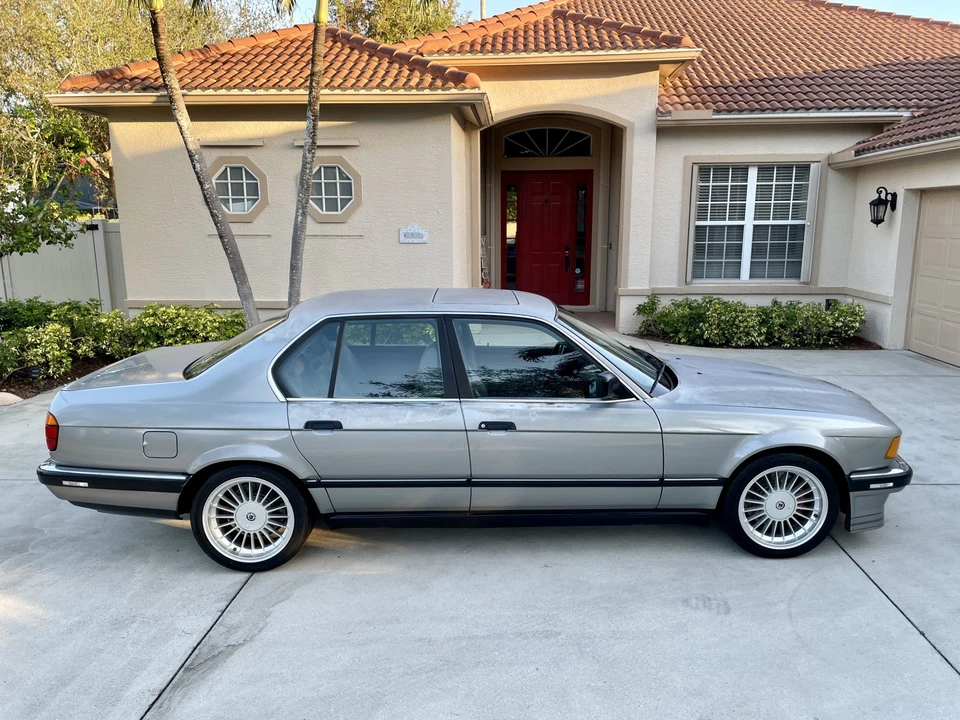 1988 BMW E32 7 Series - Image 20 of 31