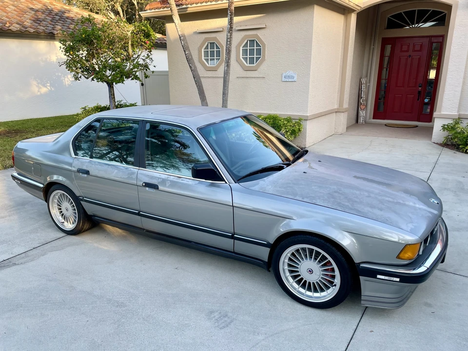 1988 BMW E32 7 Series - Image 25 of 31