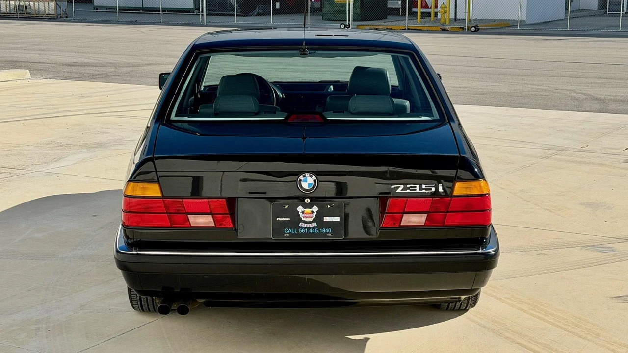 1988 BMW E32 7 Series - Image 14 of 31