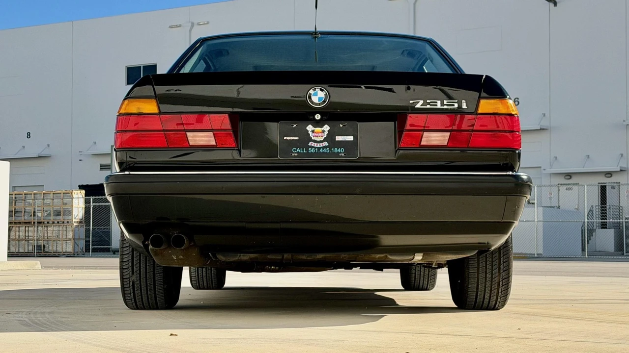 1988 BMW E32 7 Series - Image 18 of 31