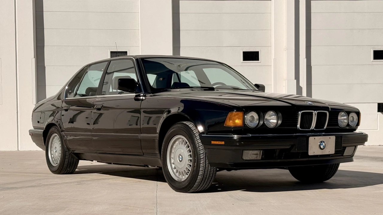 1988 BMW E32 7 Series - Image 31 of 31