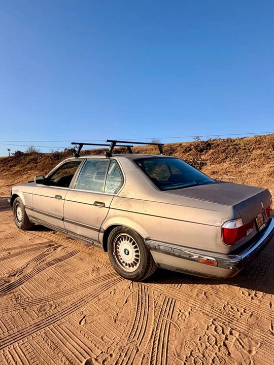 1988 BMW E32 7 Series - Image 4 of 12