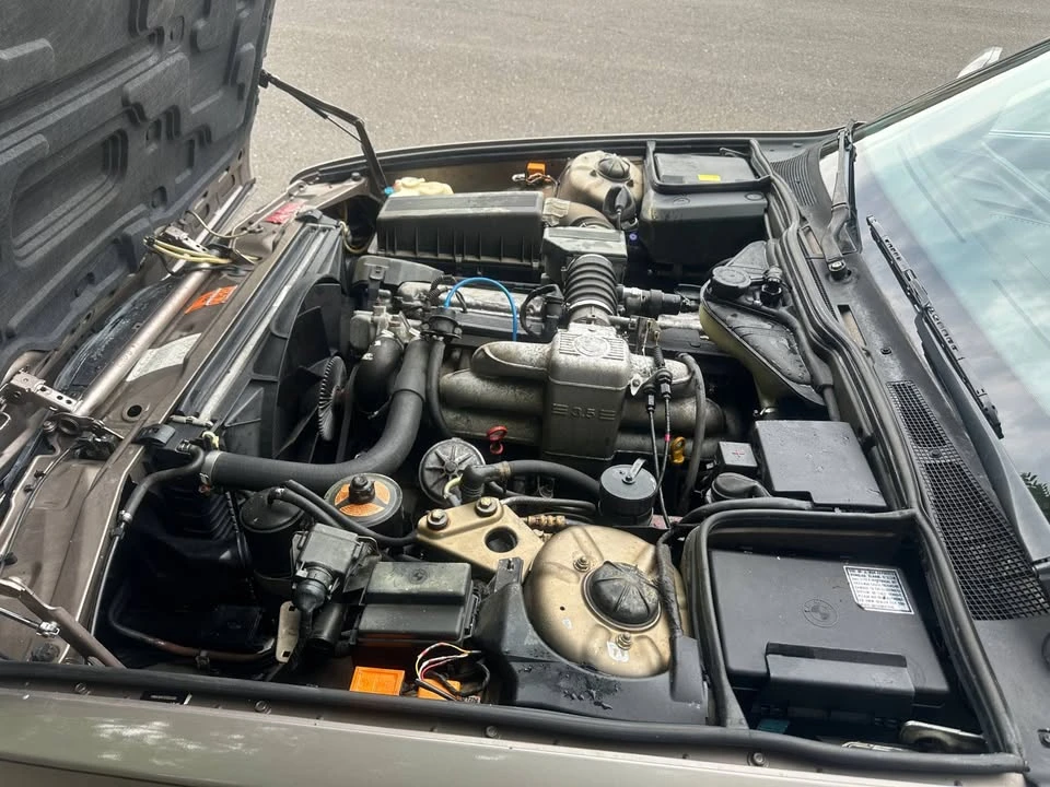 1988 BMW E32 7 Series - Image 16 of 18