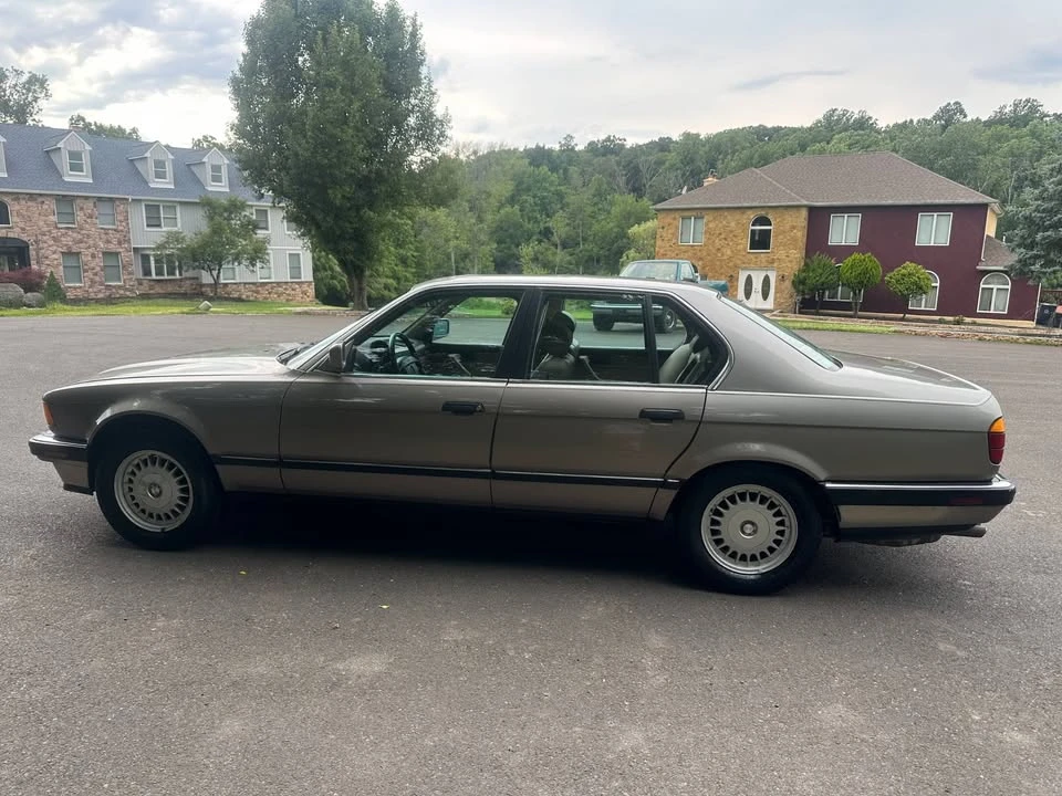 1988 BMW E32 7 Series - Image 8 of 18