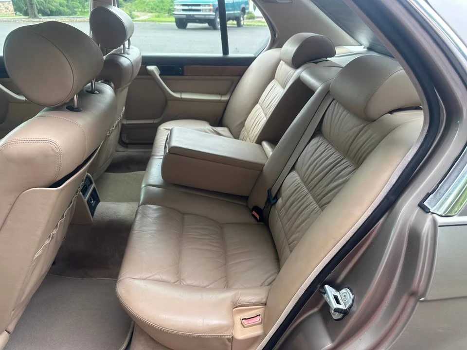 1988 BMW E32 7 Series - Image 11 of 18