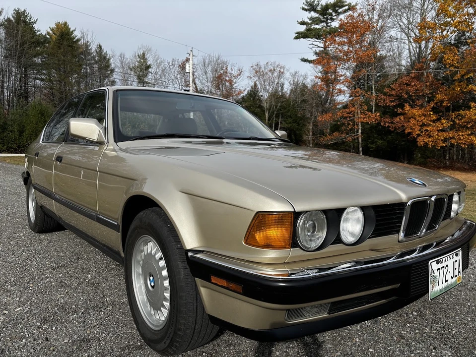 1988 BMW E32 7 Series - Image 10 of 31