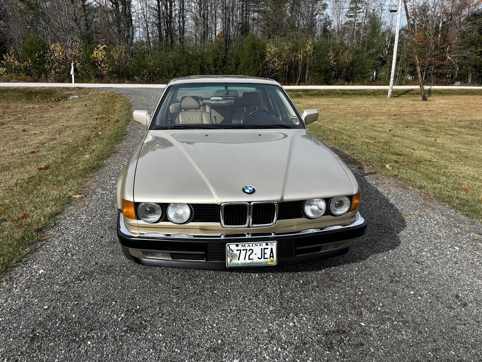 1988 BMW E32 7 Series - Image 11 of 31