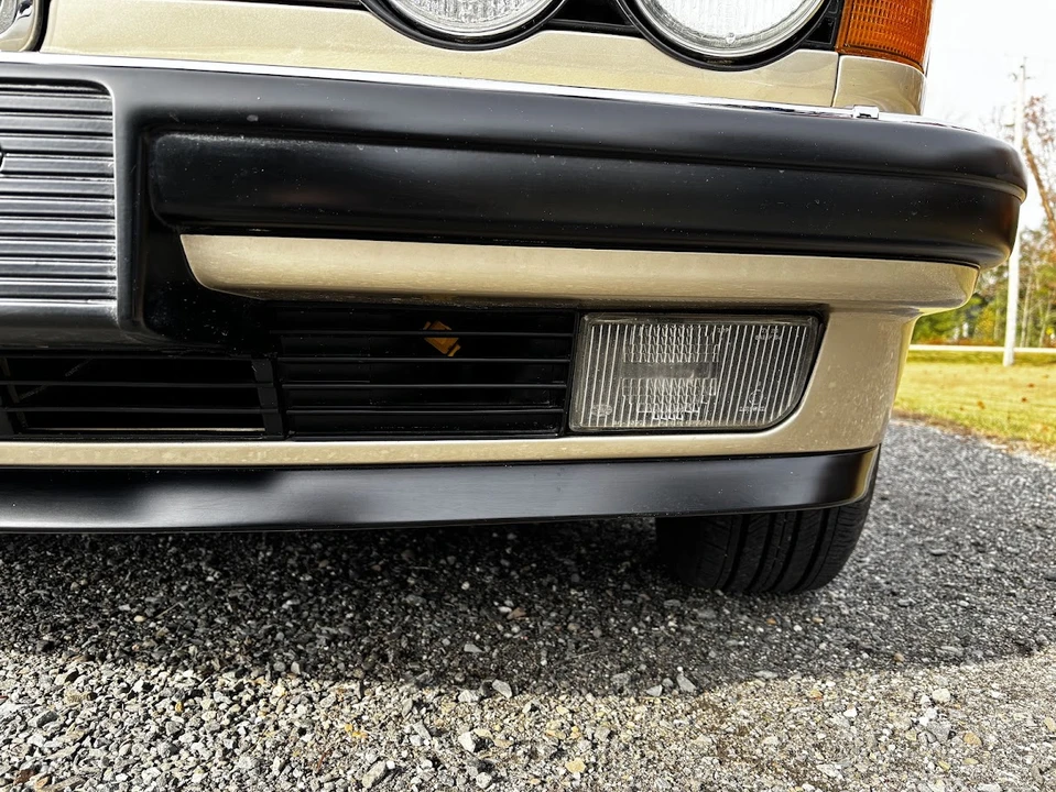1988 BMW E32 7 Series - Image 21 of 31