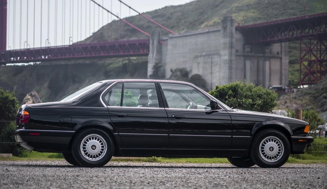 1988 BMW E32 7 Series - Image 8 of 31