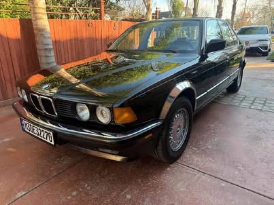 1988 BMW E32 7 Series - Image 3 of 14