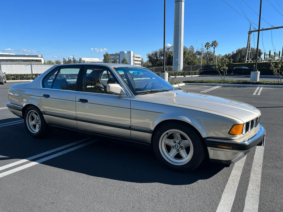 1988 BMW E32 7 Series - Image 31 of 31