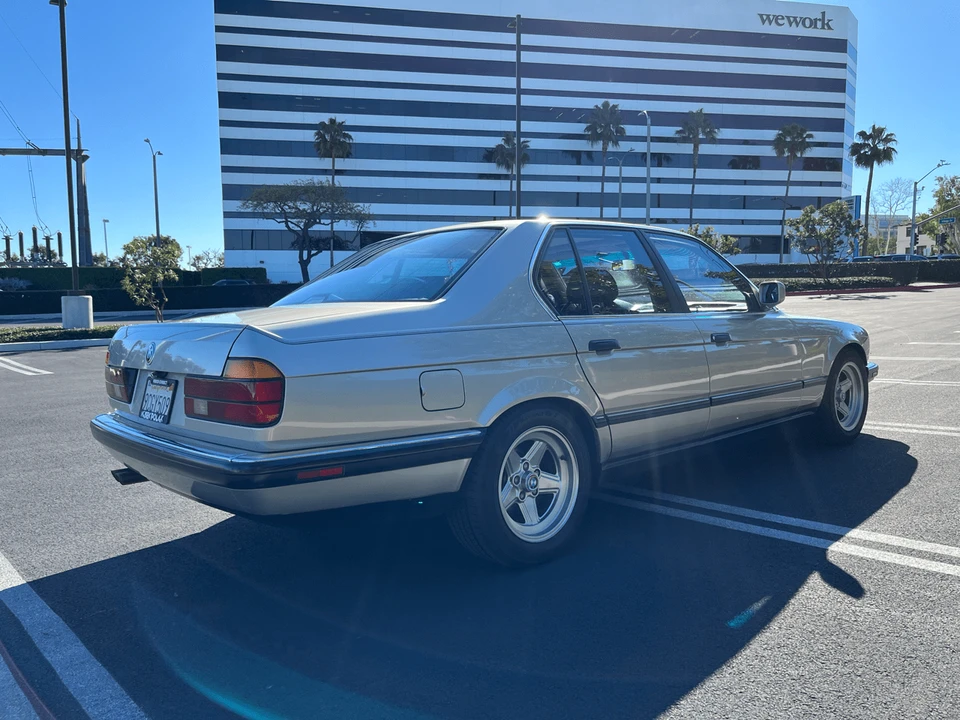 1988 BMW E32 7 Series - Image 30 of 31