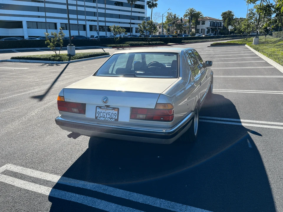 1988 BMW E32 7 Series - Image 29 of 31