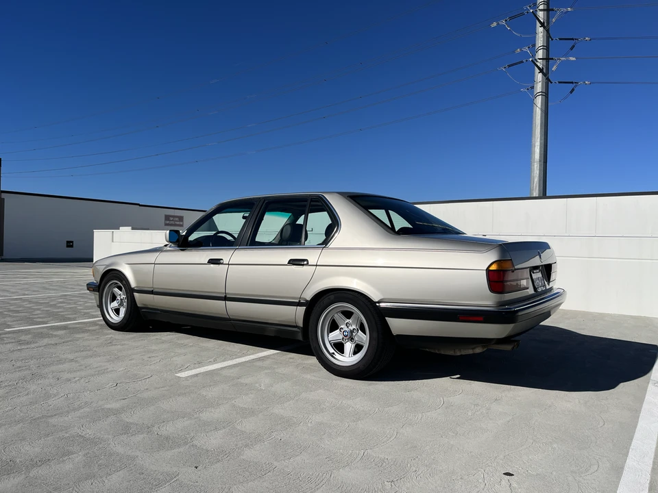 1988 BMW E32 7 Series - Image 15 of 31