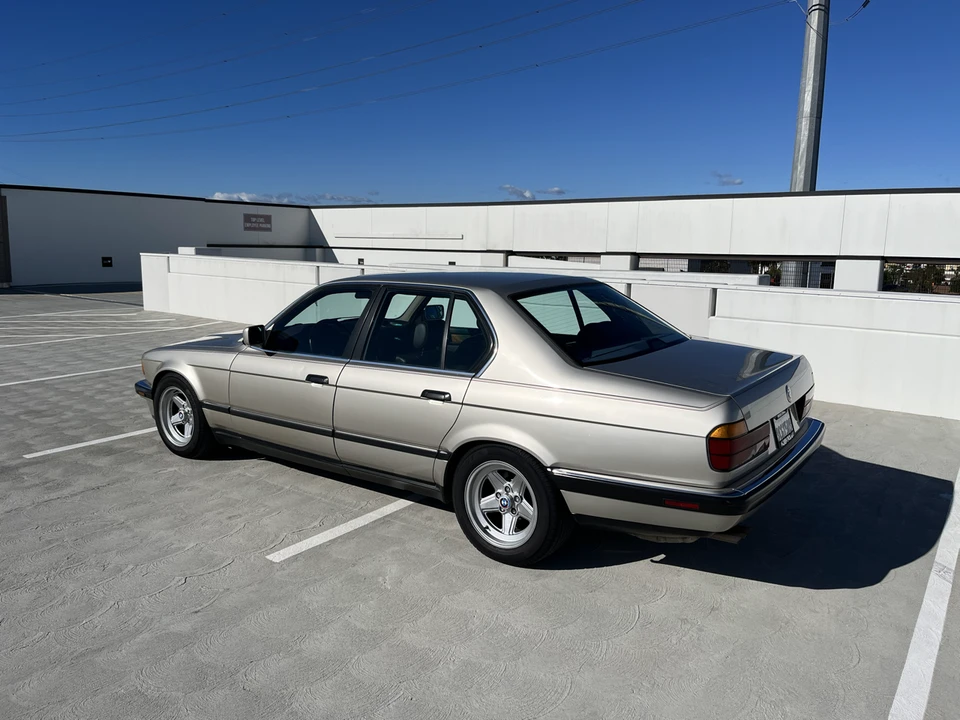 1988 BMW E32 7 Series - Image 16 of 31