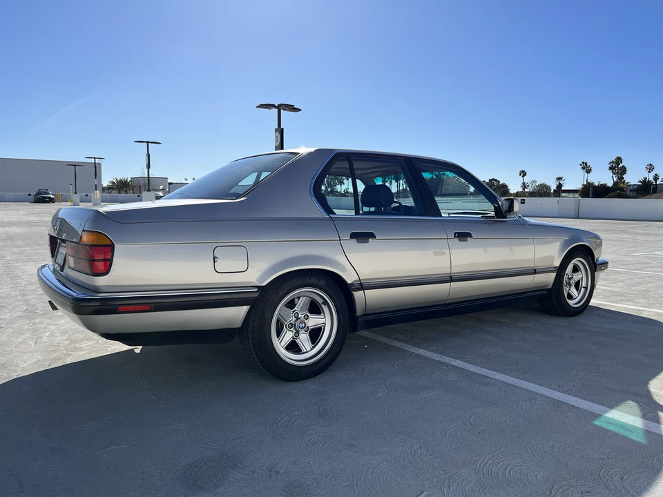 1988 BMW E32 7 Series - Image 24 of 31