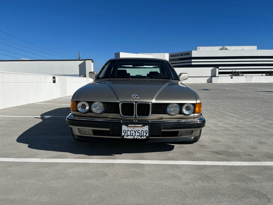 1988 BMW E32 7 Series - Image 4 of 31