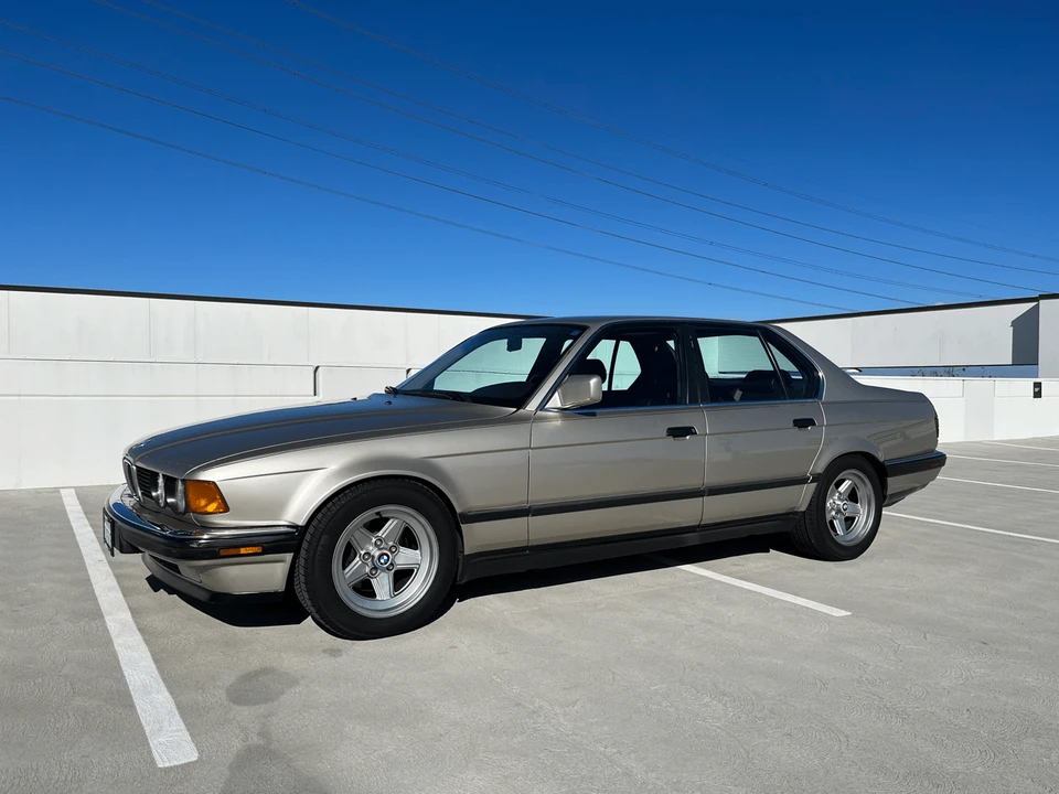 1988 BMW E32 7 Series - Image 10 of 31