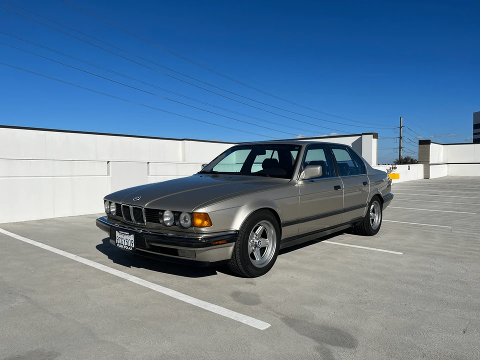 1988 BMW E32 7 Series - Image 8 of 31
