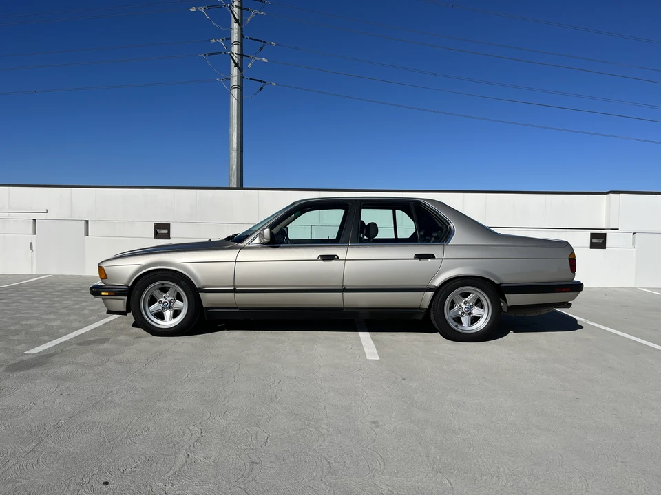 1988 BMW E32 7 Series - Image 12 of 31