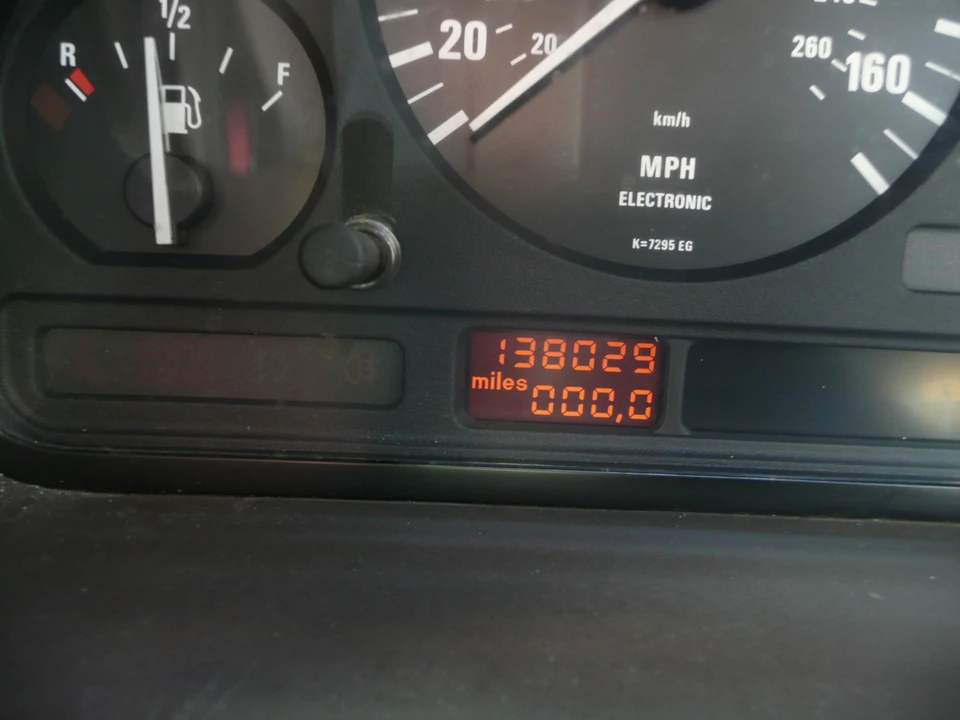 1988 BMW E32 7 Series - Image 3 of 6