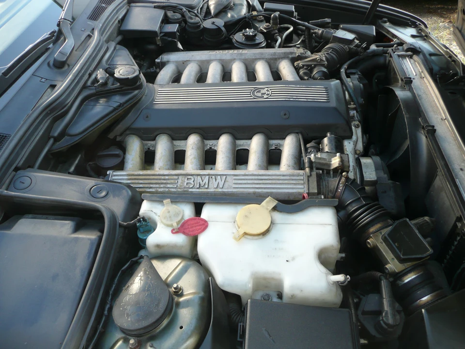 1988 BMW E32 7 Series - Image 6 of 6