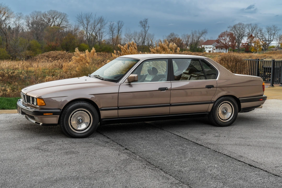 1988 BMW E32 7 Series - Image 18 of 31