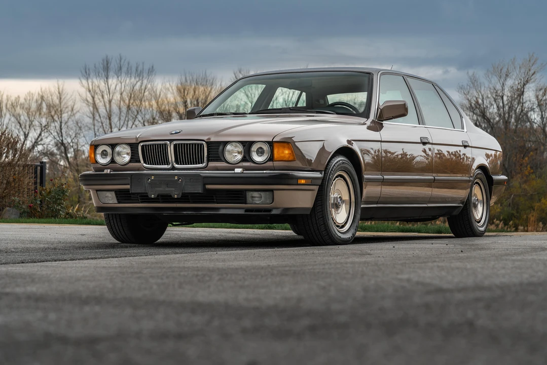 1988 BMW E32 7 Series - Image 12 of 31