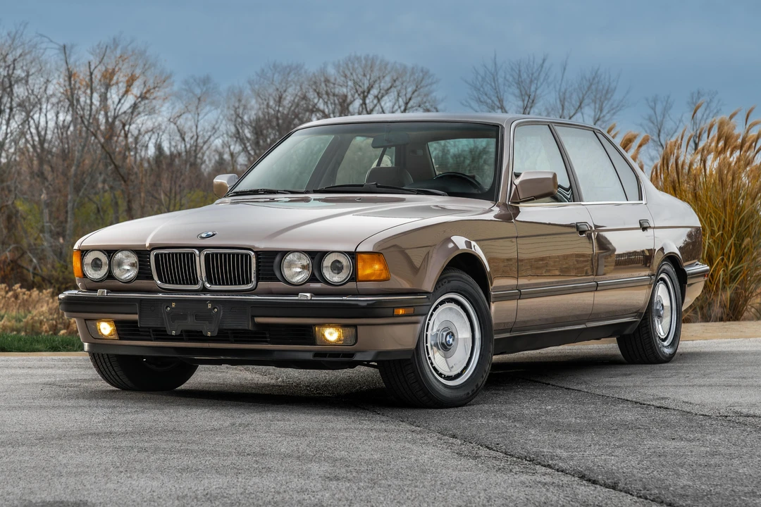 1988 BMW E32 7 Series - Image 10 of 31
